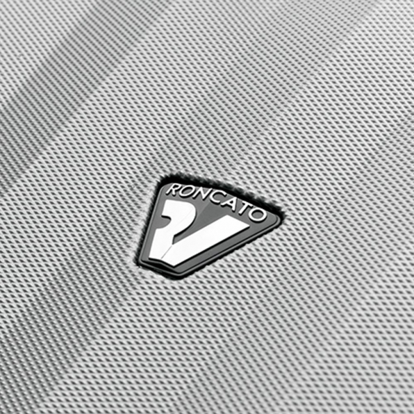 قیمت و خرید چمدان رونکاتو ایتالیا مدل اونو اس ال سایز بزرگ رنگ نقره ای رونکاتو ایتالیا – roncatoiran UNO SL RONCATO ITALY 51410925 3